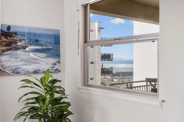 Oceanside, CA 92054,1019 Costa Pacifica Way #1210