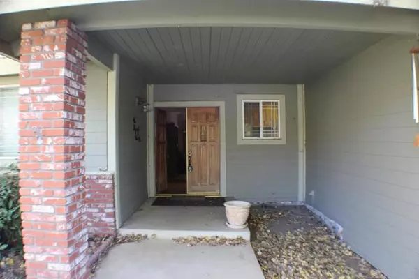 Tehachapi, CA 93561,23950 Jacaranda Drive