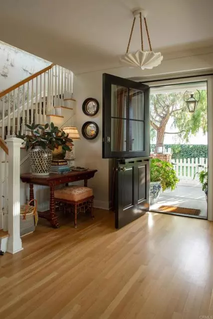 La Jolla (san Diego), CA 92037,5735 Dolphin Place