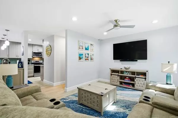 Carlsbad, CA 92008,4021 Layang Layang Circle #A