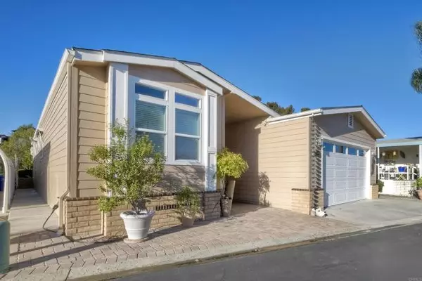 Carlsbad, CA 92010,5188 Don Rodolfo Drive