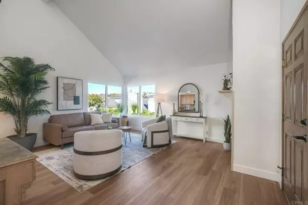 Solana Beach, CA 92075,548 Via De La Valle #J