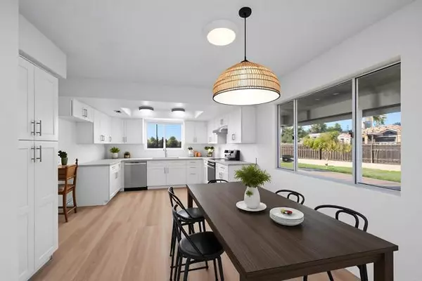 El Cajon, CA 92019,1940 Willowbrook Court