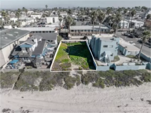 Imperial Beach, CA 91932,986 Ocean Lane Lane