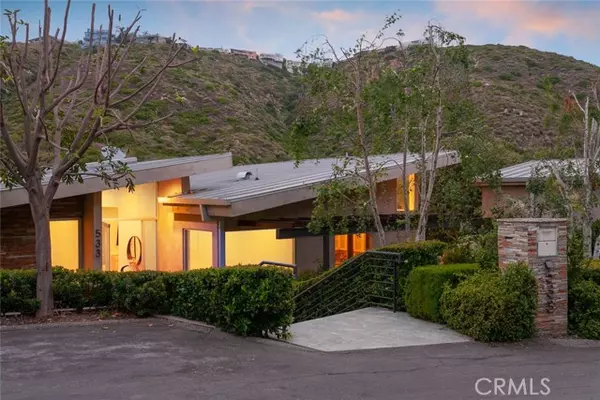533 Temple Hills Drive, Laguna Beach, CA 92651