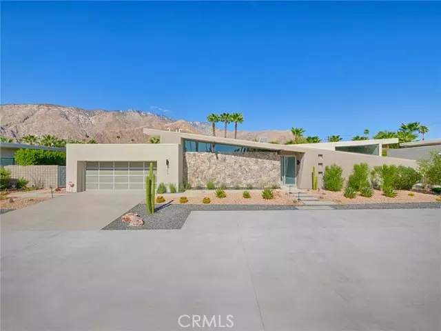 Palm Springs, CA 92262,264 W Vista Chino