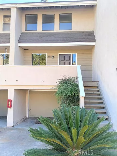407 Brighton #11, Costa Mesa, CA 92627