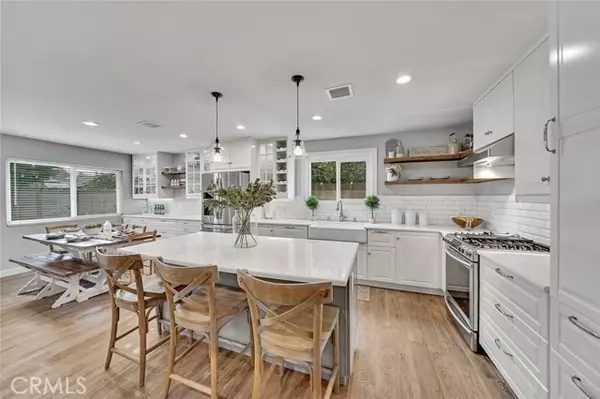 273 Albert Place, Costa Mesa, CA 92627
