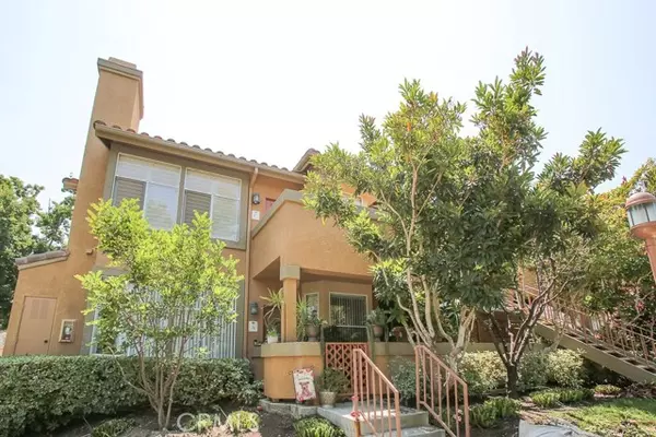 19431 Rue De Valore #32C, Lake Forest (el Toro), CA 92610