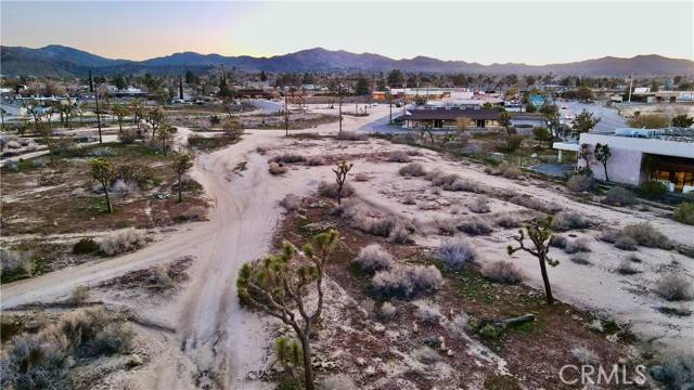 57335 Twentynine Palms, Yucca Valley, CA 92284