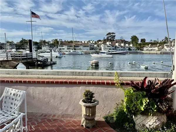 1009 N Bay Front, Newport Beach, CA 92662