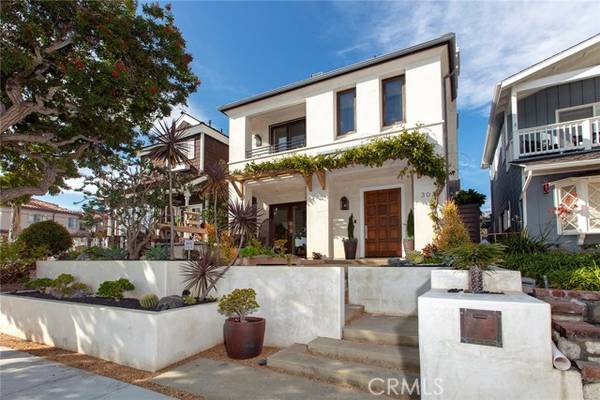 303 Poinsettia Avenue, Corona Del Mar (newport Beach), CA 92625