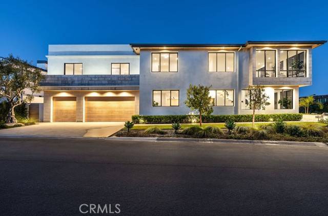 Newport Beach, CA 92663,1210 Kings Road