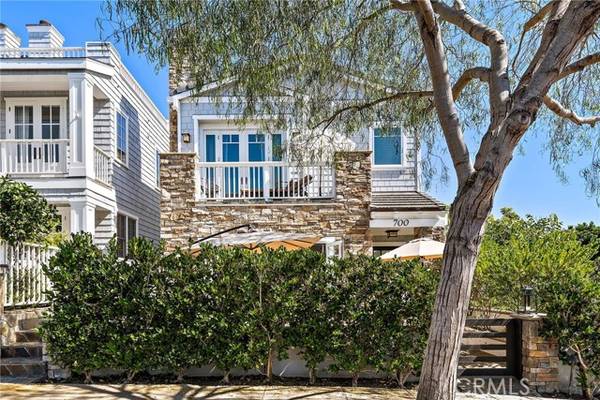 700 Acacia Avenue, Corona Del Mar (newport Beach), CA 92625