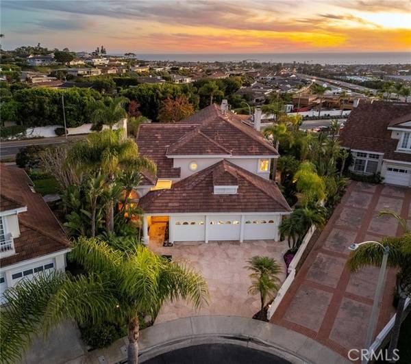 7 Harbor Pointe Drive, Corona Del Mar (newport Beach), CA 92625