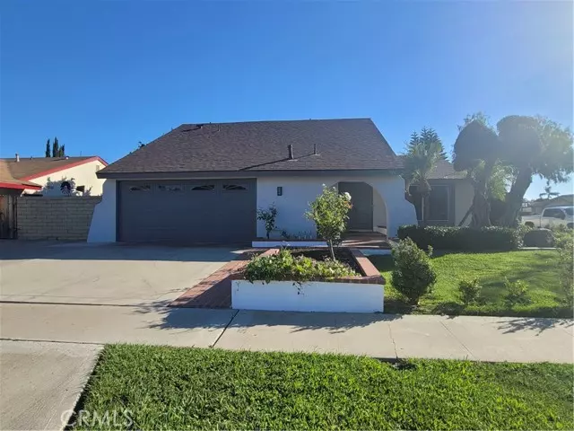 918 W Alton Avenue, Santa Ana, CA 92707