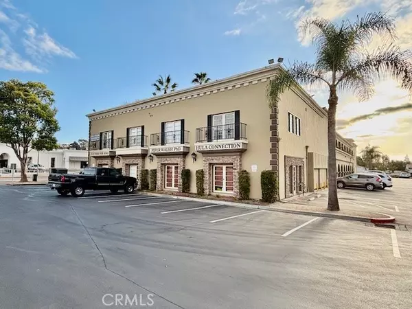 San Clemente, CA 92672,3551 Camino Mira Costa