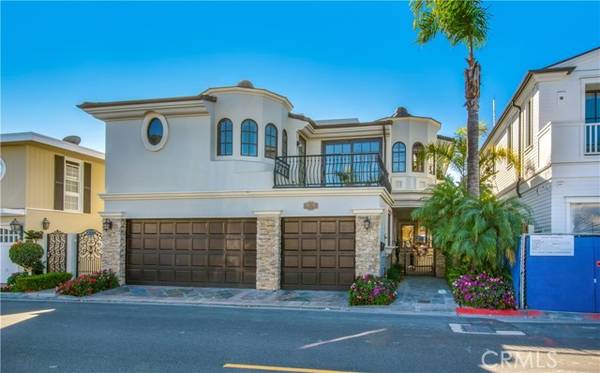 323 Via Lido Soud, Newport Beach, CA 92663