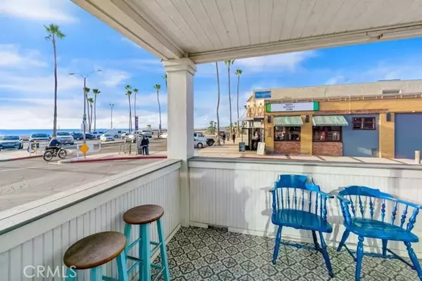 Newport Beach, CA 92663,2214 W Oceanfront #A