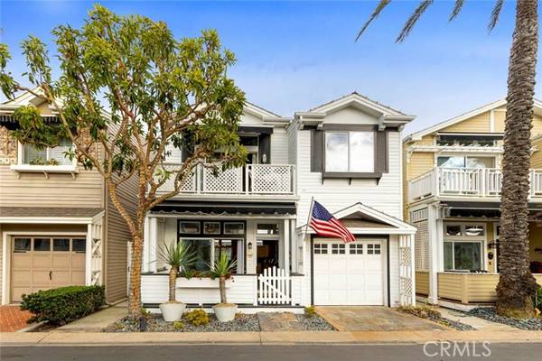 39 Beach Drive, Newport Beach, CA 92663