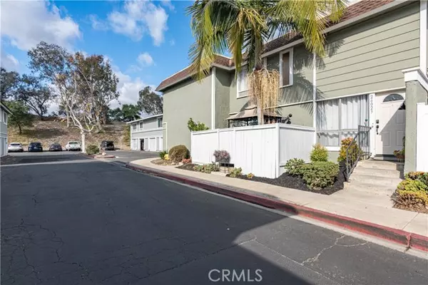 26023 Via Pera #J2, Mission Viejo, CA 92691