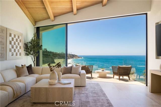 31899 Circle Drive, Laguna Beach, CA 92651