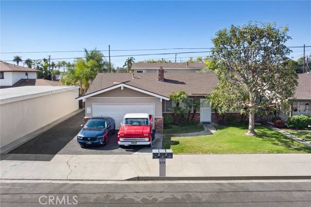 Costa Mesa, CA 92627,375 Woodland Place
