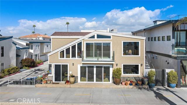 Newport Beach, CA 92663,1504 W Oceanfront #5