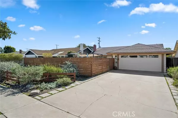 405 E 19th Street, Costa Mesa, CA 92627