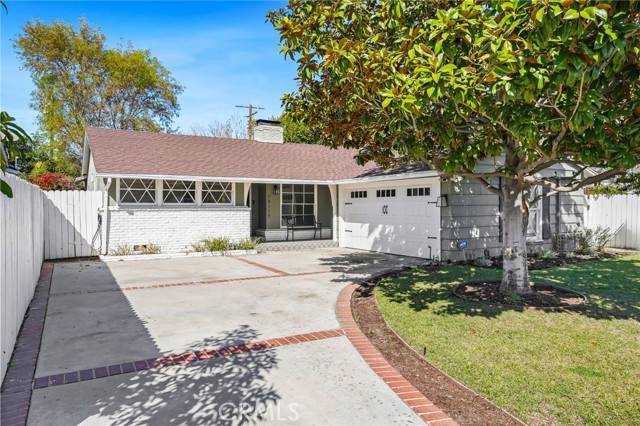 13117 Huston Street, Sherman Oaks, CA 91423
