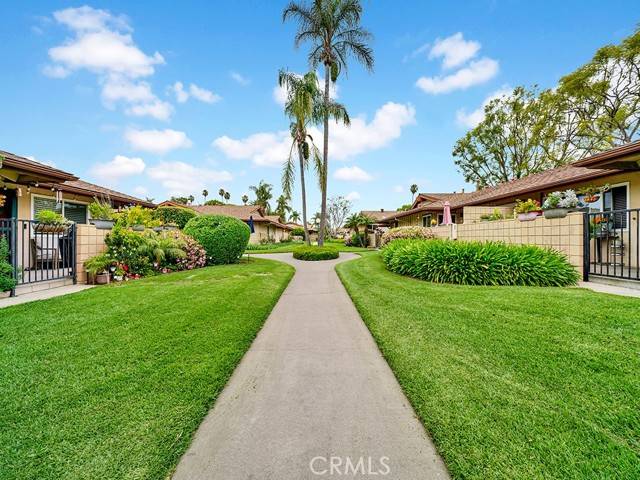 Fullerton, CA 92831,1732 E Commonwealth Avenue #102