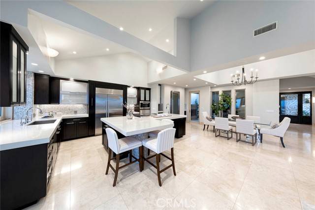 9 Saint Tropez, Newport Beach, CA 92660