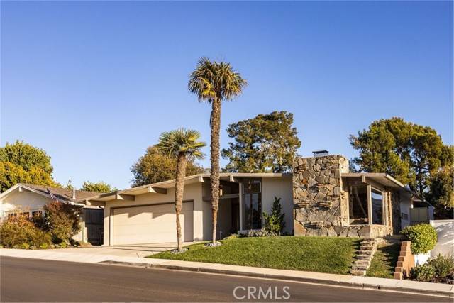 724 Malabar Drive, Corona Del Mar (newport Beach), CA 92625
