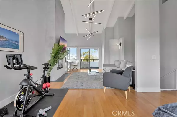 San Clemente, CA 92672,120 Avenida Santa Margarita