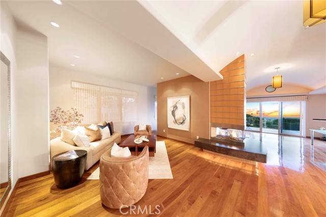 3 Harbor Ridge Drive, Newport Beach, CA 92660
