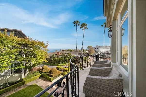 Laguna Beach, CA 92651,121 Emerald Bay