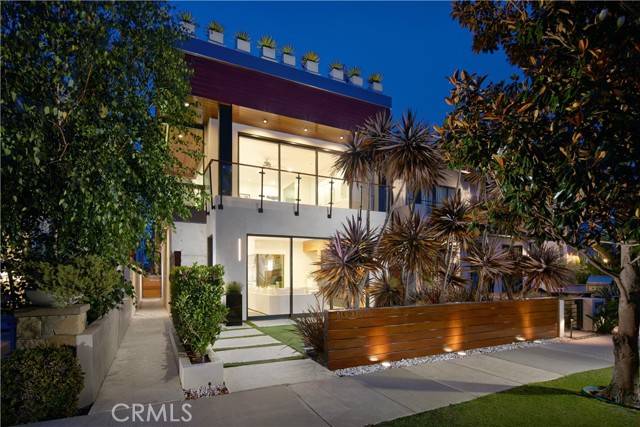 604 Acacia Avenue, Corona Del Mar (newport Beach), CA 92625