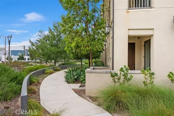 179 Follyhatch, Irvine, CA 92618