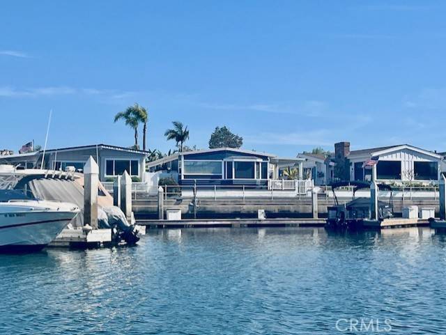 24 Saratoga #24, Newport Beach, CA 92660