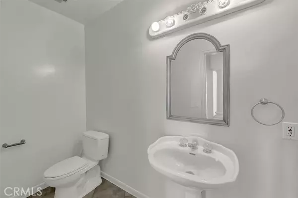 Yorba Linda, CA 92886,6041 Calle Mirador