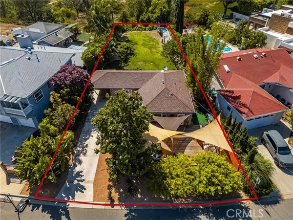 2023 Republic Avenue, Costa Mesa, CA 92627