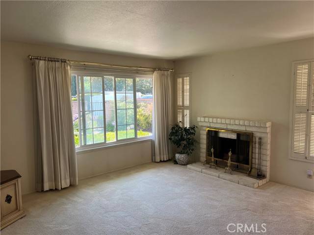 Costa Mesa, CA 92627,296 E 19th Street