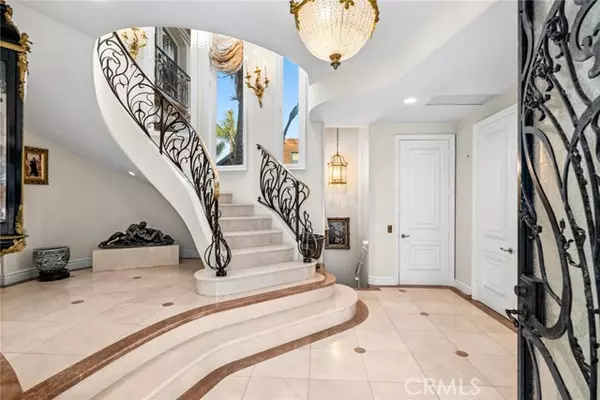 Newport Beach, CA 92661,1201 E Balboa Boulevard