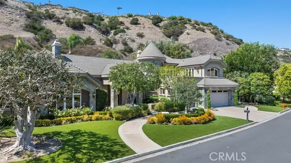 Orange, CA 92867,6945 E Hidden Oaks Lane