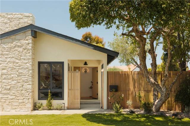 Costa Mesa, CA 92626,3499 San Rafael Circle