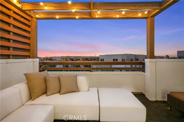 1651 Topanga, Costa Mesa, CA 92627