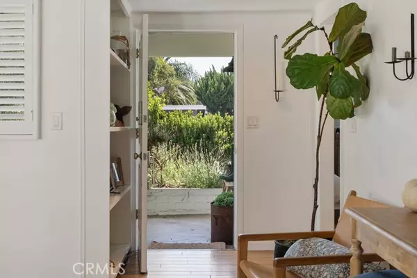 Costa Mesa, CA 92627,484 E 16th Street