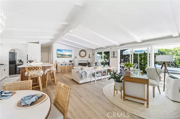262 Mayflower Drive, Newport Beach, CA 92660