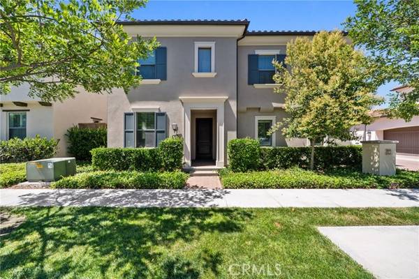 82 Meander Street, Irvine, CA 92620