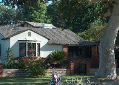 1811 W Riverside Drive, Burbank, CA 91506